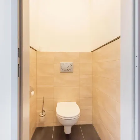 Apartment Bright Near With Storage Solden